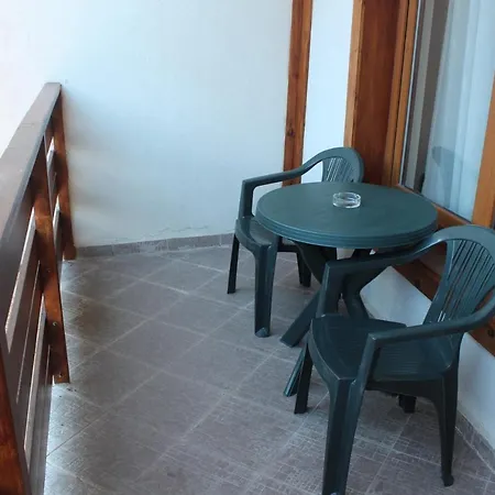 Cozy 1 Bedroom Self-catering Fully Equipped Flat In St Ivan Rilski With Free Services Apartment Bansko