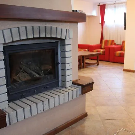 Cozy 1 Bedroom Self-catering Fully Equipped Flat In St Ivan Rilski With Free Services Apartment Bansko